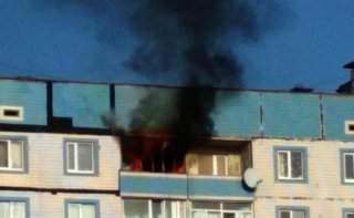В Каменском вспыхнул пожар: загорелся балкон - ФОТО