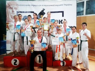 Каратистки из Каменского завоевали шесть наград на "Кубке Княгини Ольги" - ФОТО