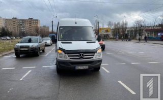 На Днепропетровщине маршрутка сбила пешехода - ФОТО