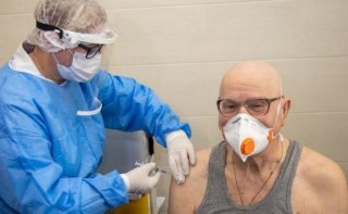 На Днепропетровщине от коронавируса вакцинировали почти 300 человек - ФОТО
