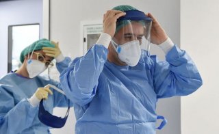 На Днепропетровщине от коронавируса умерло 27 медиков - ФОТО