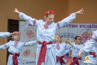 У Кам’янському відбувся весняний фестиваль - ФОТО