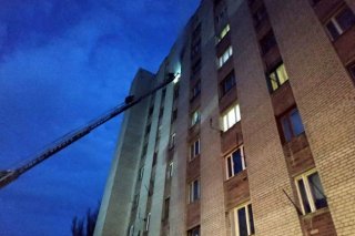 На Днепропетровщине загорелось общежитие - ФОТО