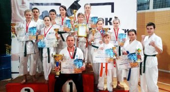 Каратистки из Каменского завоевали шесть наград на “Кубке Княгини Ольги”