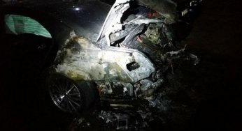 Под Днепром загорелись три автомобиля