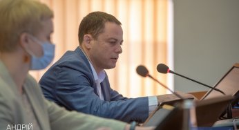 У Кам’янському відбулось чергове засідання сесії міської ради (детально)