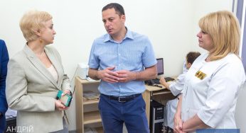 В левобережной поликлинике Каменского создали единый контакт-центр