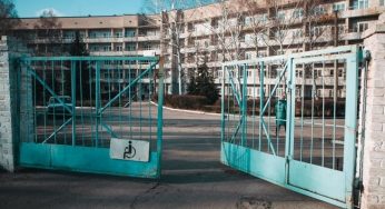 В гериатрическом пансионате Днепра медсестра избила пациента