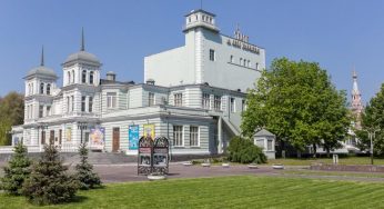 Театральний сезон у Кам’янському: сезон випробувань і незламності