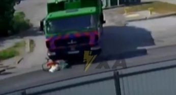В Днепре мусоровоз переехал детскую коляску (видео)