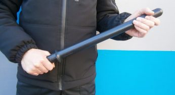 У Дніпрі чоловік напав на дружину з гумовою палицею