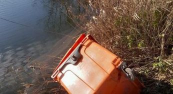 Кам’янчани перетворюють ставок на БАМі на смітник