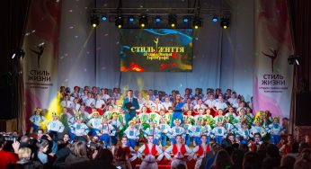 У Кам’янському танцювали заради Перемоги
