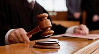 У Кам’янському пацієнт украв телефон у медсестри