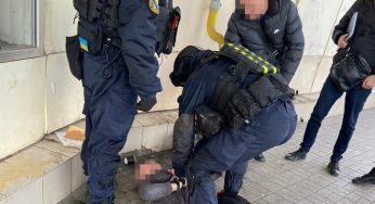 На Дніпропетровщині виявили незаконну схему перетину чоловіками державного кордону