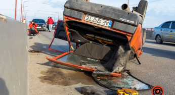 У Дніпрі на Новому мосту «Таврія» зіштовхнулася з двома Hyundai та перекинулася (відео)
