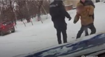 Не міг підвестись і кликав на допомогу: на Дніпропетровщині поліцейський врятував пенсіонера