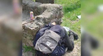 На Дніпропетровщині біля дитмайданчика знайли тіло чоловіка