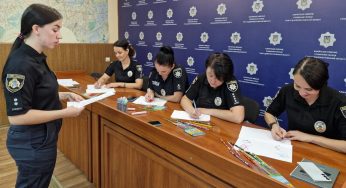 У Кам’янському поліцейська психологиня провела тренінгове заняття для колег