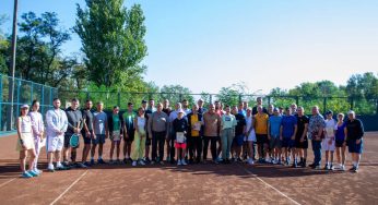 У Кам’янському проходить тенісний турнір пам’яті Михайла Аношкіна