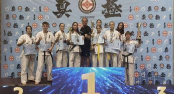 Каратисти Кам’янського стали призерами всеукраїнських змагань