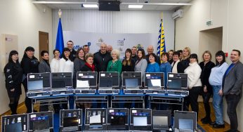 Дніпропетровщина у лідерах за кількістю мобільних валізок для ЦНАП