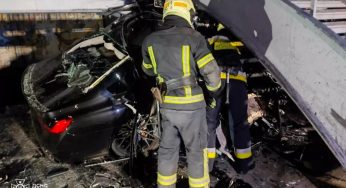 У Дніпрі BMW на швидкості влетіла в опору мосту: троє загиблих