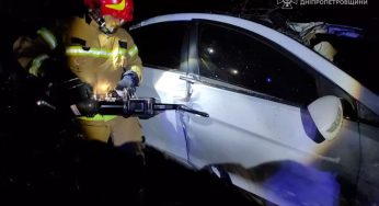 Смертельна ДТП на Дніпропетровщині: Hyundai Sonata вилетів у кювет