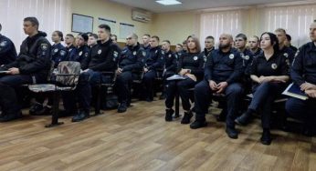 На службу до поліції Кам`янського прибули випускники вищих навчальних закладів системи МВС України