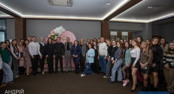 У Кам’янському пройшов жіночий форум (відео)