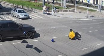 Смертельна ДТП у Дніпрі: кур’єр Glovo врізався в авто і загинув (відео)