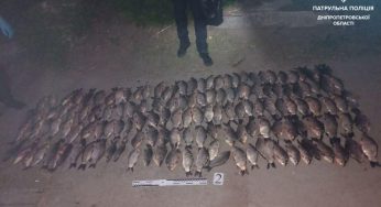 У Дніпрі патрульні виявили рибалок-браконьєрів