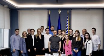 Голова Молодіжної ради Кам’янського зустрівся з міністром молоді і спорту Бідним