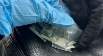 У Дніпрі поліцейські затримали наркозбувача