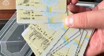 Мешканець Дніпропетровщини організував цех з виготовлення фальшивих документів