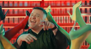Зірки “Одного разу під Полтавою” захопили новою піснею та насмішили гумористичним кліпом (відео)
