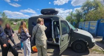 На Дніпропетровщині у прифронтових селах оголосили примусову евакуацію родин з дітьми