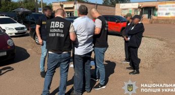 На Дніпропетровщині ділки сервісних центрів за гроші допомагали отримати водійське посвідчення