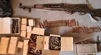 Поліцейські Дніпра затримали чоловіка за незаконне зберігання зброї та боєприпасів
