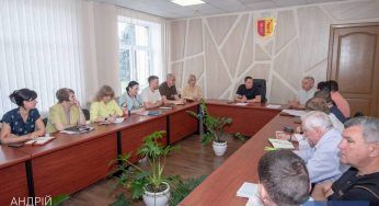 У Кам’янському пройшла нарада щодо результатів участі в Рейтингу прозорості міст України за 2024 р.