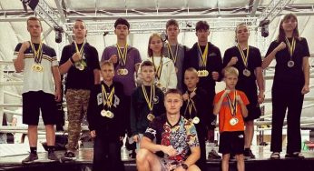 Кікбоксери Кам’янського вибороли 29 медалей на чемпіонаті України